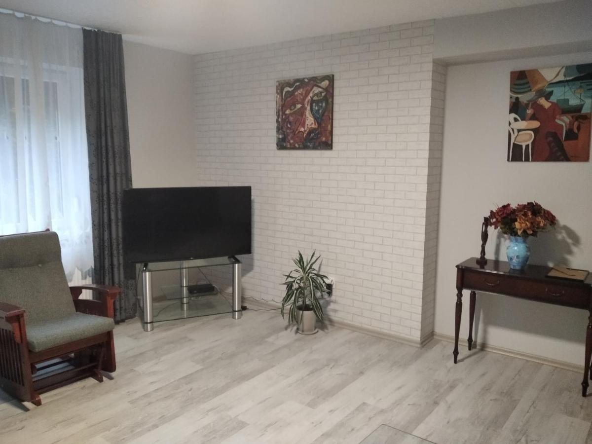 切霍齐内克Apartament 42C公寓 外观 照片
